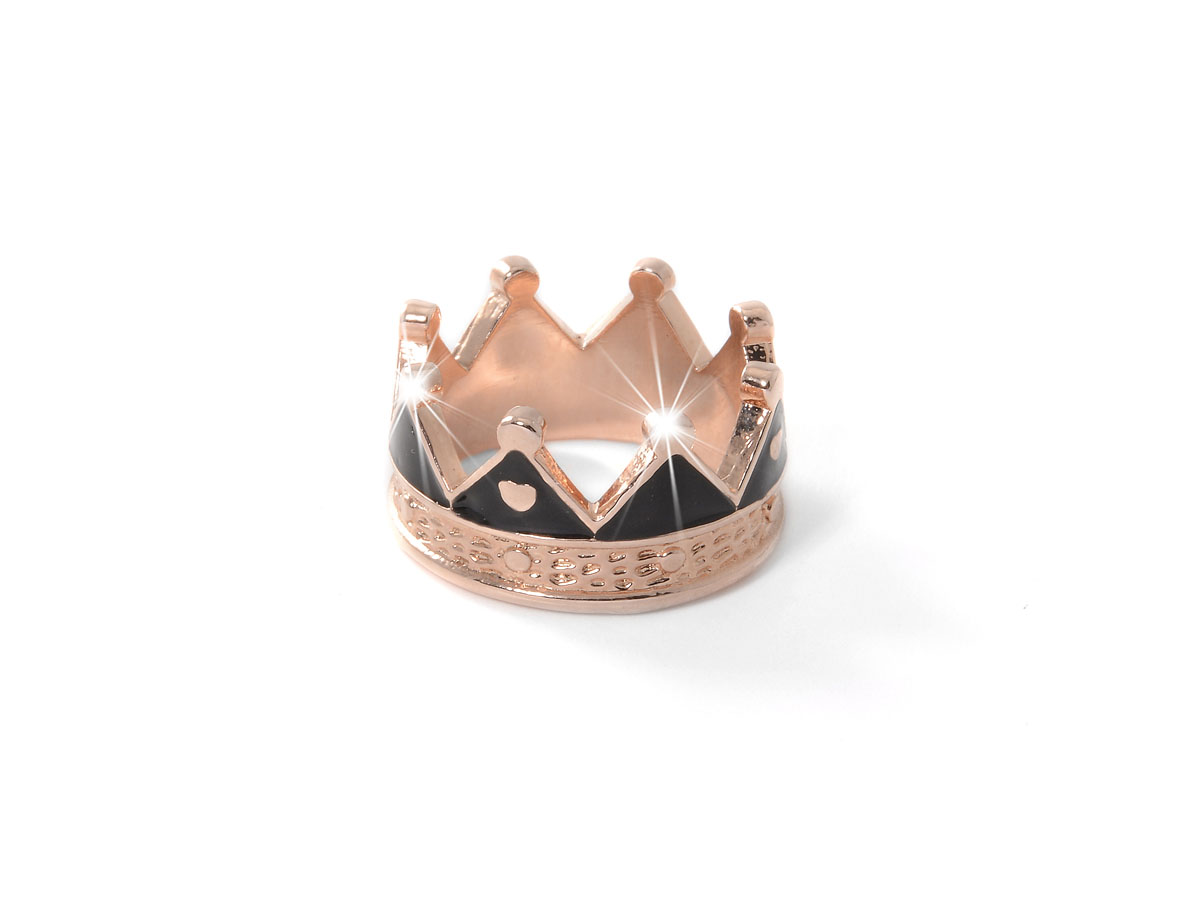 anello in argento color rosa a corona con smalto nero