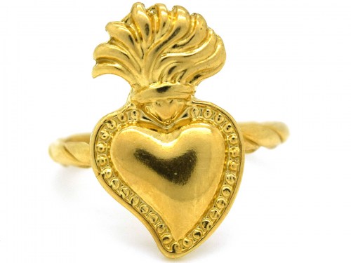 Anello in argento placcato oro giallo con centrale a forma di cuore