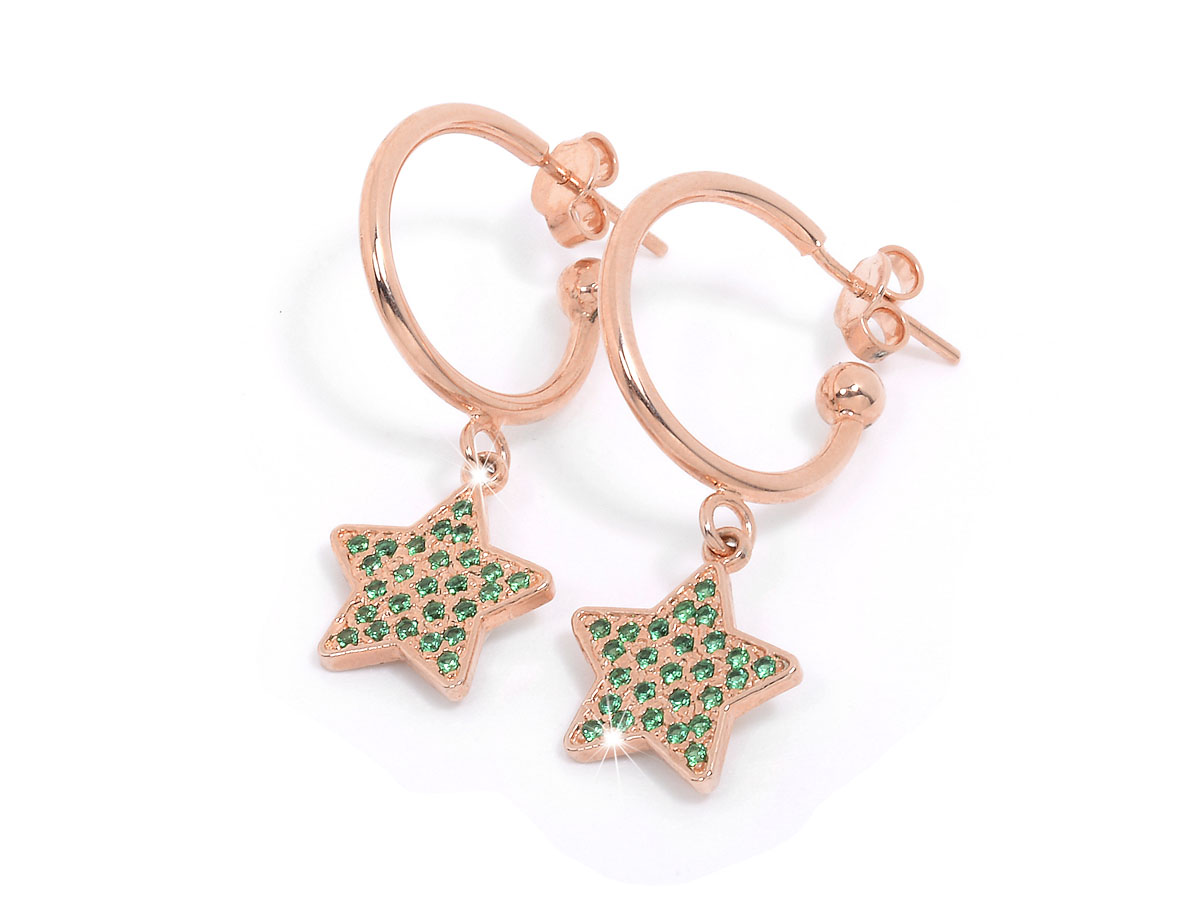 orecchini in argento rosa con pendente a forma di stella incastonati zirconi pietre naturali verdi