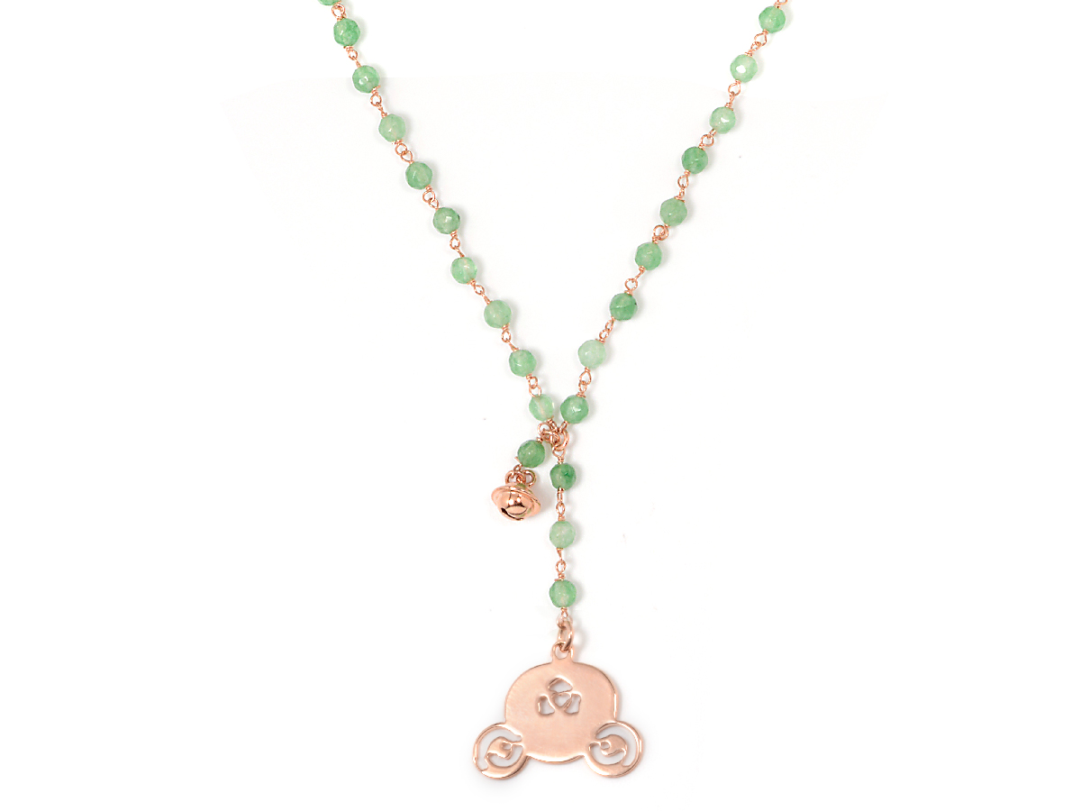Collana in argento color rosa, pietre naturali agata verde con orsacchiotto e campanella