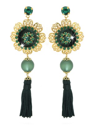 Orecchini con bottoni di velluto verde con perle, nappe, bottoni e strass verdi