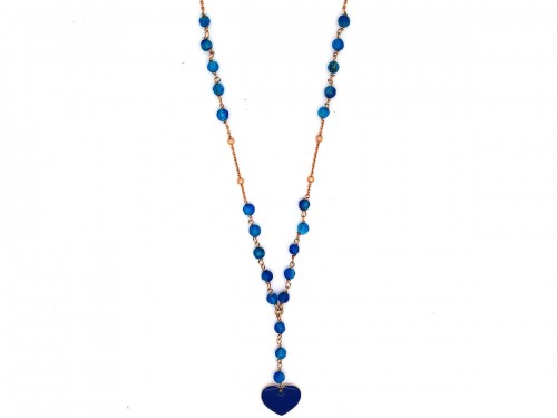 Collana in argento placcato oro rosa con pendente smaltato a forma di cuore e pietre blu