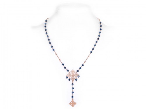 collana in argento rosa e pietre naturali blu e croce elaborata